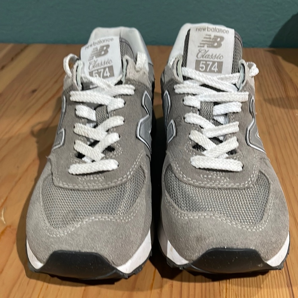 Pre owned. New Balances 574 size 8 women